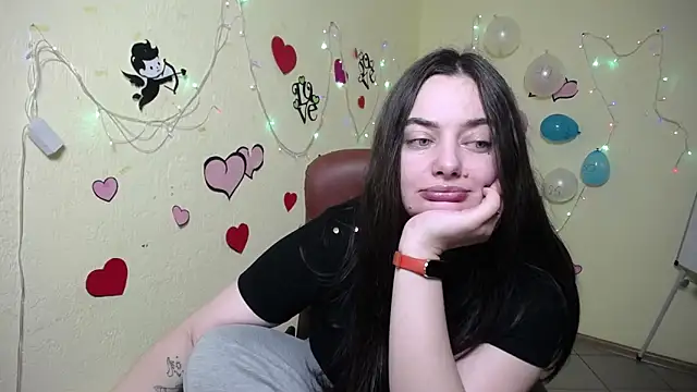 Snapshot of MilanaPrice chatting on 01.30.25 MilanaPrice online show from 01.30.25