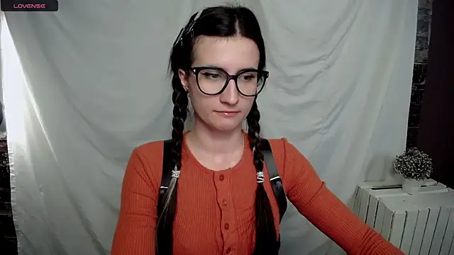 Snapshot of MaryEm976 chatting on 01.23.25 MaryEm976 online show from 01.23.25