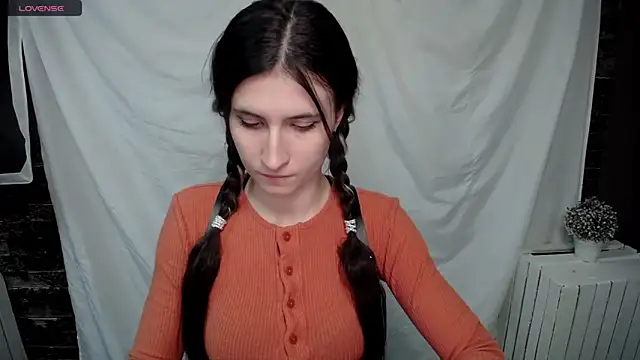 Snapshot of MaryEm976 chatting on 01.24.25 MaryEm976 online show from 01.24.25