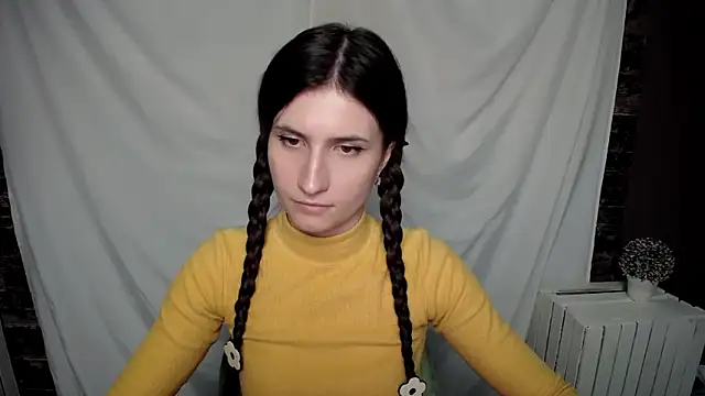 Snapshot of MaryEm976 chatting on 02.16.25 MaryEm976 online show from 02.16.25