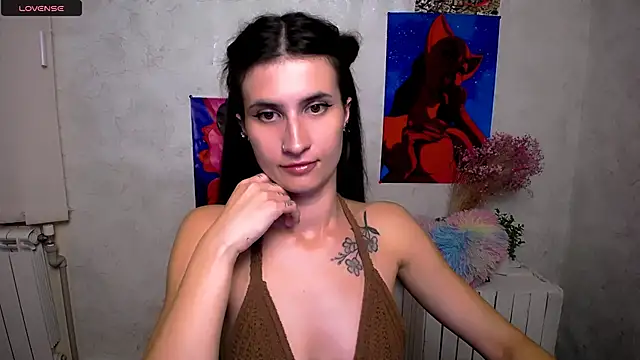 Snapshot of MaryEm976 chatting on 09.21.25 MaryEm976 online show from 09.21.25