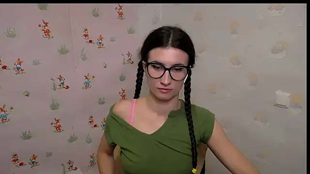 Snapshot of MaryEm976 chatting on 10.25.25 MaryEm976 online show from 10.25.25