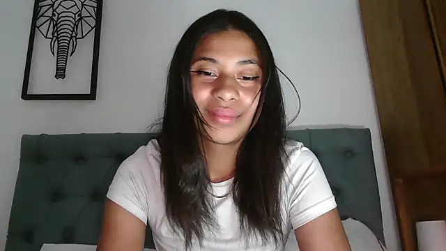 dark enchantress  online show from 10.16.25