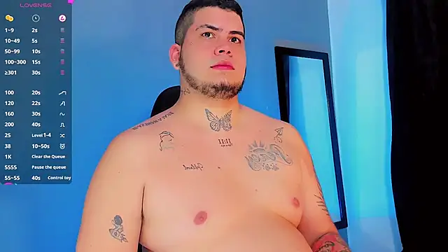 Snapshot of Thomas_chubbyxhot chatting on 01.08.25 Thomas chubbyxhot online show from 01.08.25