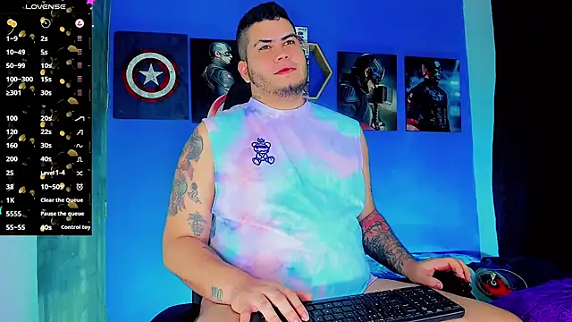 Snapshot of Thomas_chubbyxhot chatting on 10.10.25 Thomas chubbyxhot online show from 10.10.25