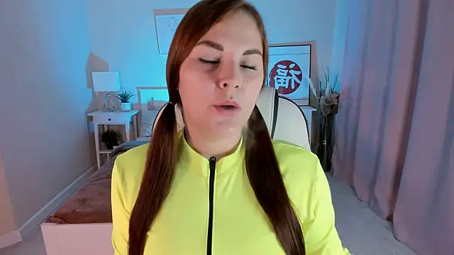 Snapshot of Ellis_Foxy chatting on 01.31.25 Ellis Foxy online show from 01.31.25