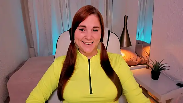 Snapshot of Ellis_Foxy chatting on 02.01.25 Ellis Foxy online show from 02.01.25