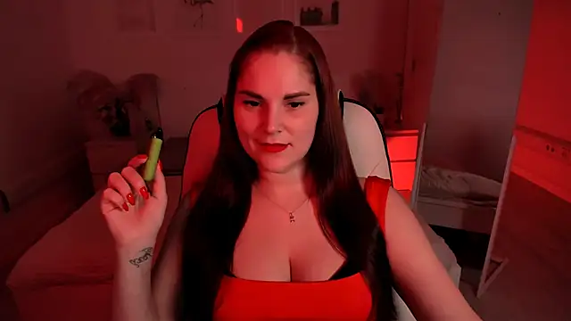 Snapshot of Ellis_Foxy chatting on 03.14.25 Ellis Foxy online show from 03.14.25