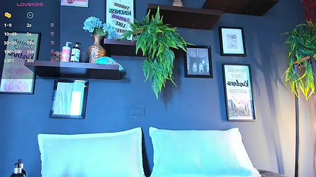 Mackenzie Moore online show from 02.14.25