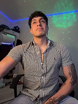 strongboy  online show from 12.21.25