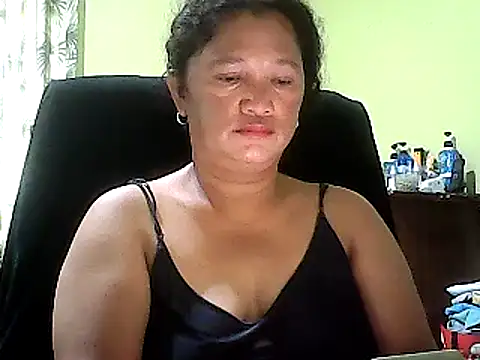 hott scarlett online show from 02.21.25