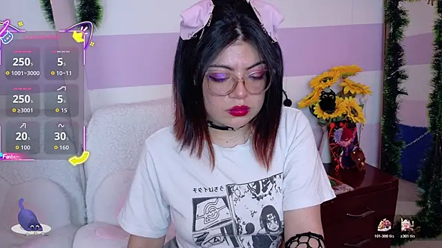 Catwhite  online show from 01.08.26