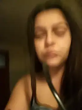 Snapshot of AriaRussell chatting on 10.31.25 AriaRussell online show from 10.31.25