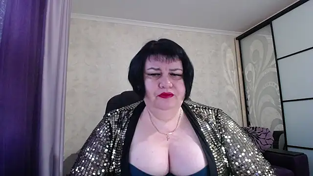 JuicyLady Di online show from 01.10.26