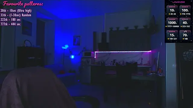 Snapshot of NicoleFancy chatting on 02.09.25 NicoleFancy online show from 02.09.25