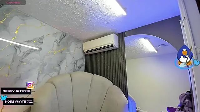 Katemoss70 online show from 09.11.25