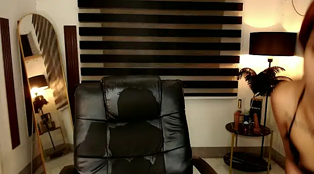 SarahAmber online show from 02.02.25