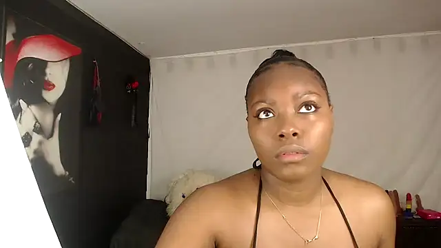 Snapshot of agatha_prime chatting on 02.07.26 agatha prime online show from 02.07.26