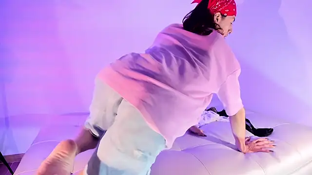 ArchieCollins online show from 02.08.25