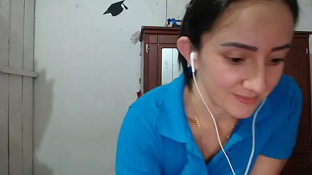 Snapshot of DeepAnal07 chatting on 10.28.25 DeepAnal07 online show from 10.28.25