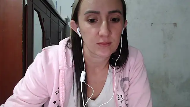 Snapshot of DeepAnal07 chatting on 05.06.26 DeepAnal07 online show from 05.06.26