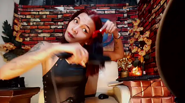 juicyCOCKeva online show from 01.18.25