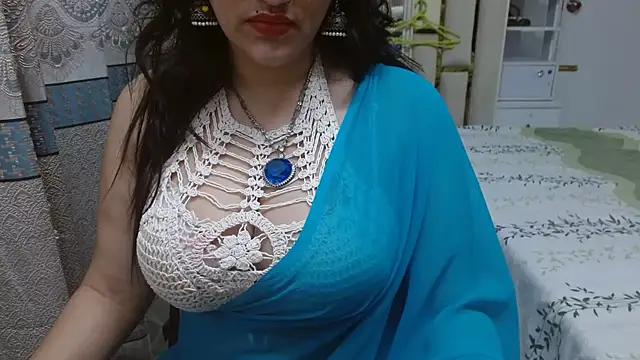 Lovelywife786 online show from 11.15.25