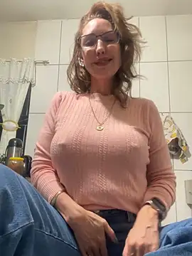 RAIRAsexy online show from 09.28.25