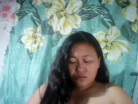 Snapshot of Sexyhorney4u chatting on 03.22.25 Sexyhorney4u online show from 03.22.25