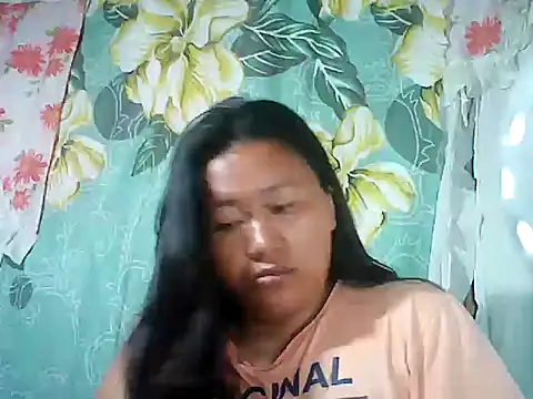 Snapshot of Sexyhorney4u chatting on 11.02.25 Sexyhorney4u online show from 11.02.25