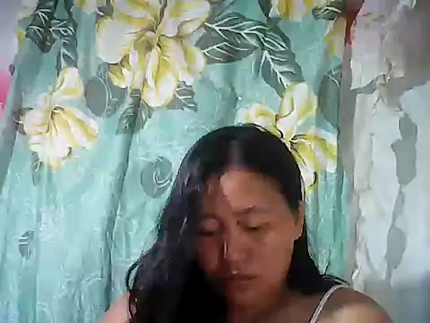 Snapshot of Sexyhorney4u chatting on 11.11.25 Sexyhorney4u online show from 11.11.25