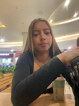 belaa 1 online show from 10.18.25