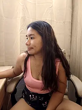 Snapshot of Kissy07 chatting on 02.24.25 Kissy07 online show from 02.24.25