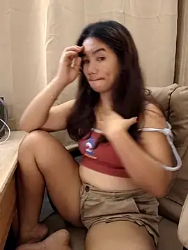 Snapshot of Kissy07 chatting on 03.04.25 Kissy07 online show from 03.04.25