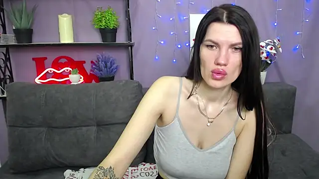 MilaLoona online show from 03.21.25