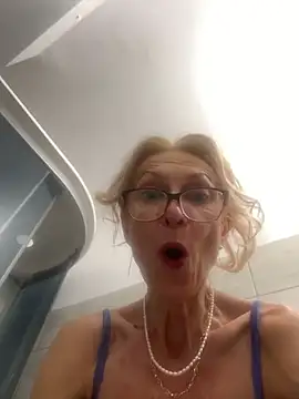 adella13 online show from 12.08.24