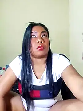 Snapshot of rosmery-navarro chatting on 06.22.26 rosmery-navarro online show from 06.22.26