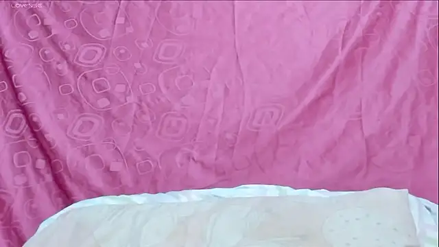 sophiie 93 online show from 11.27.25