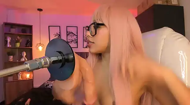 Snapshot of Olivia_ds chatting on 01.25.25 Olivia ds online show from 01.25.25