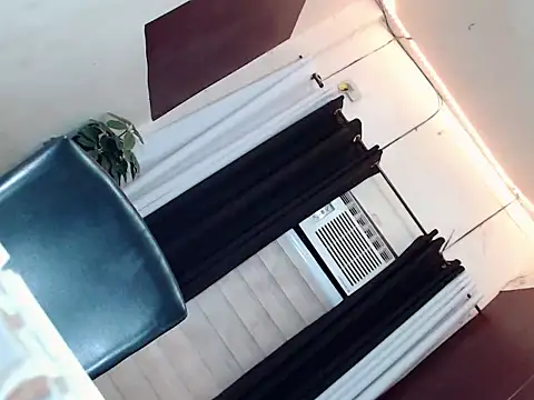 Chubbytransgirl21 online show from 12.08.24