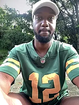 Snapshot of blackdrey18 chatting on 11.16.25 blackdrey18 online show from 11.16.25