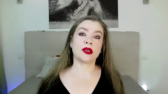 Snapshot of PetersEmily chatting on 02.15.25 PetersEmily online show from 02.15.25