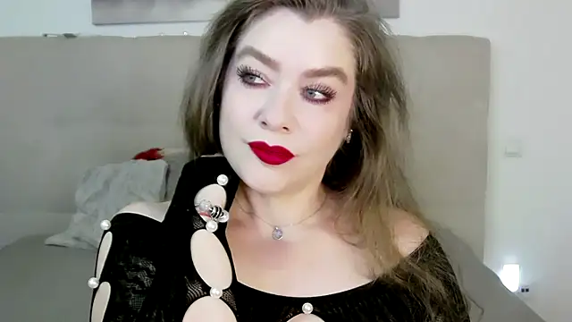 Snapshot of PetersEmily chatting on 02.19.25 PetersEmily online show from 02.19.25