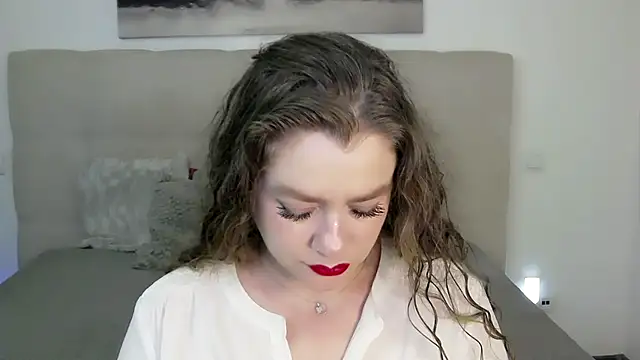 Snapshot of PetersEmily chatting on 03.16.25 PetersEmily online show from 03.16.25