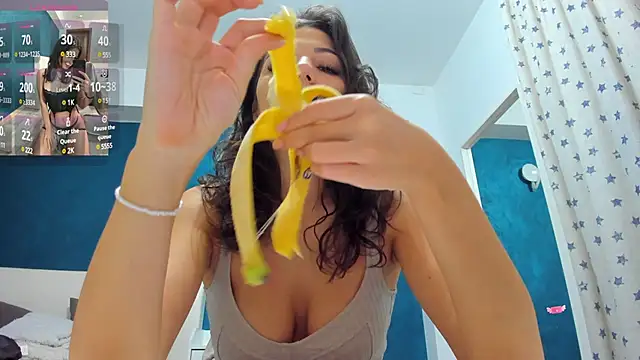 Anna Lewis online show from 02.07.25