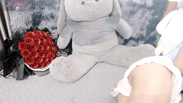 Snapshot of kichigirl chatting on 09.26.25 kichigirl online show from 09.26.25