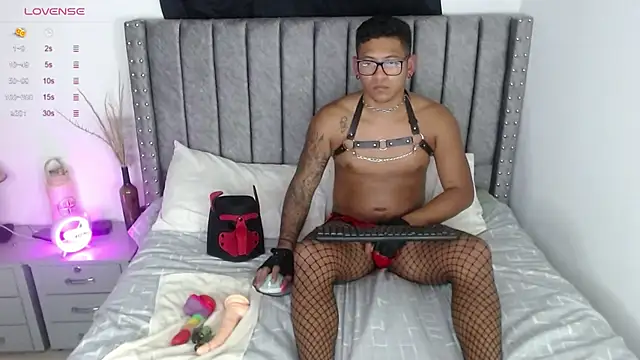 TomLover 12 online show from 01.08.25