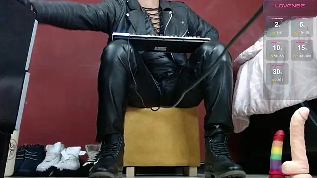 TomLover 12 online show from 01.29.25