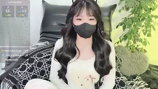 Snapshot of Mya_Lee chatting on 01.08.25 Mya Lee online show from 01.08.25