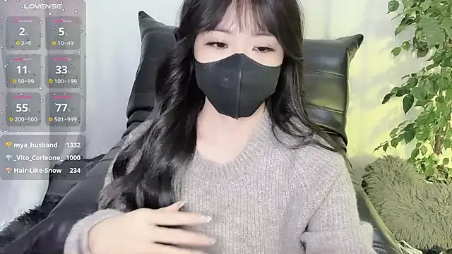 Snapshot of Mya_Lee chatting on 01.08.25 Mya Lee online show from 01.08.25